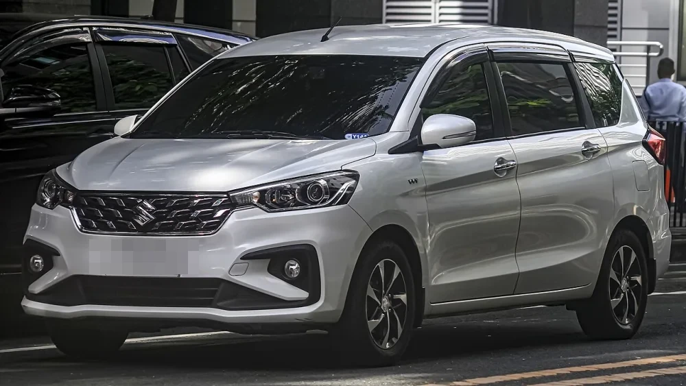 Suzuki Ertiga (7 places)