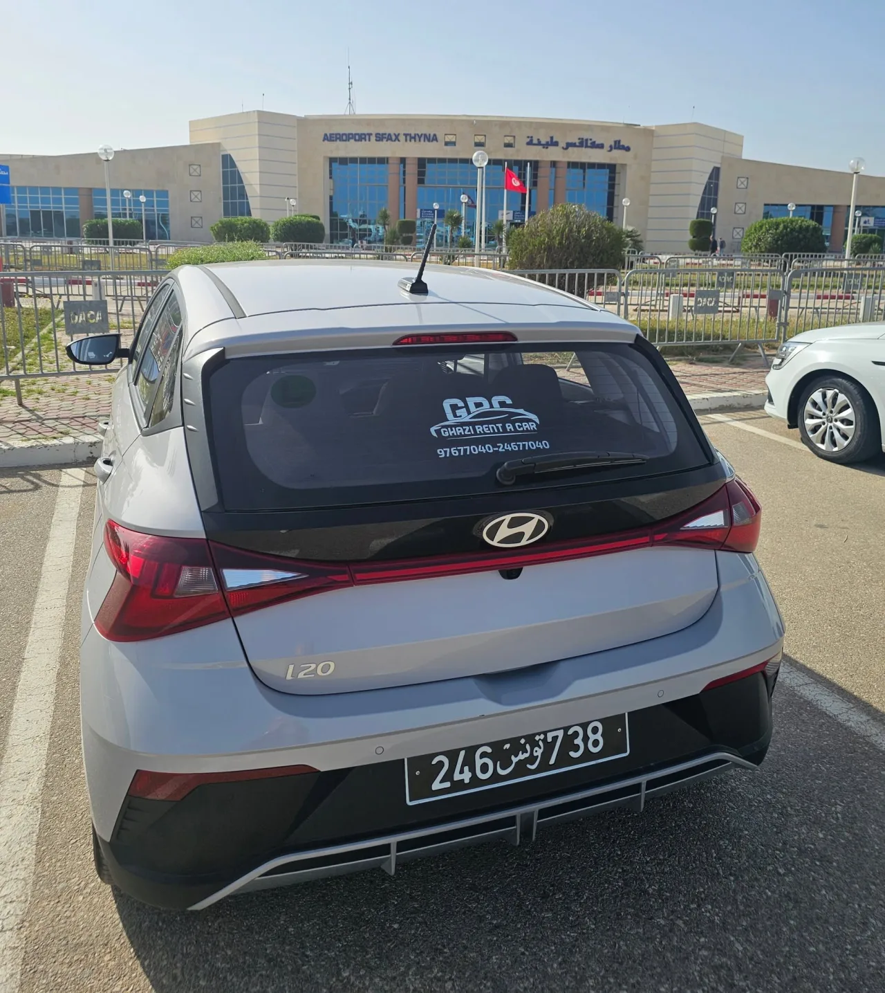 Louer une voiture à l'aéroport de Sfax : le guide complet